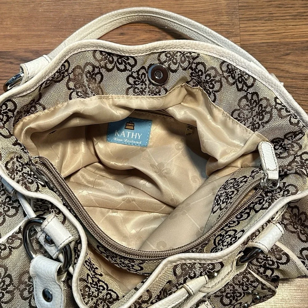Kathy Van Zeeland Gold Metallic‎ Shopper Tan Floral Purse Handbag w/ Keychain